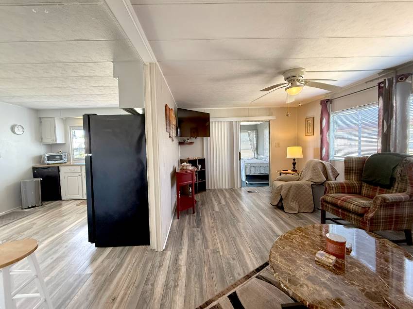 49 Colony Dr a Ellenton, FL Mobile or Manufactured Home for Sale